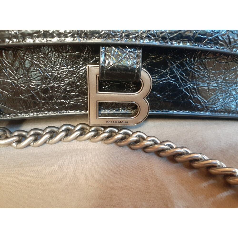 Balenciaga Leather Large Crush Shoulder Bag - Picture 3 of 16